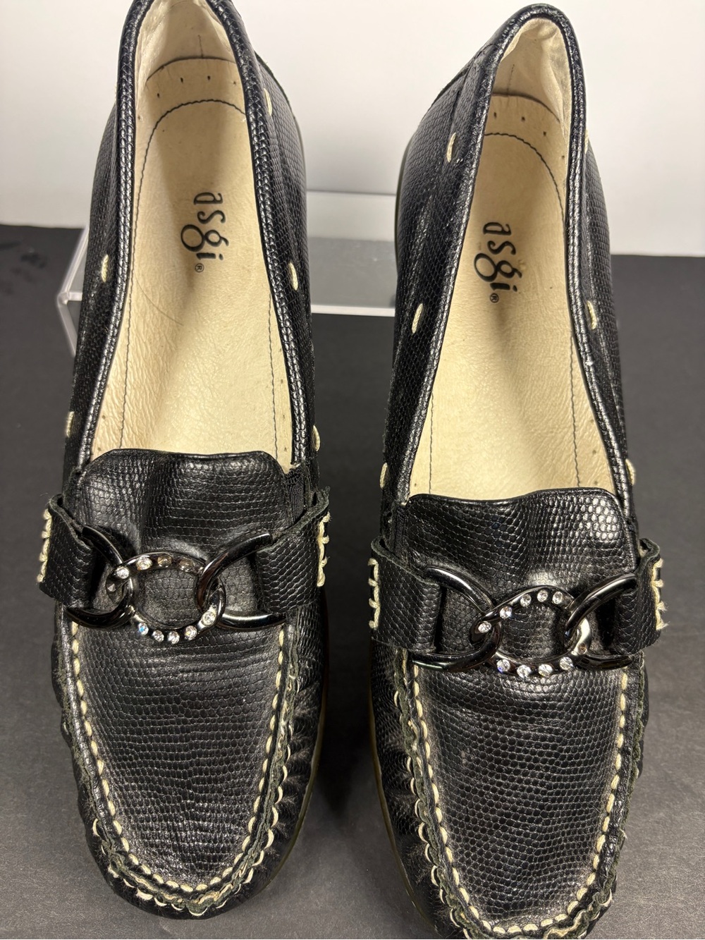 asgi Black Lizard Embossed Leather Driving Loafers with Silver Rhinestone Detail - Picture 2 of 9